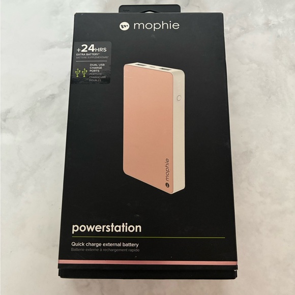 MOPHIE Rose Gold Powerstation with Dual USB Charge Ports - Picture 2 of 9